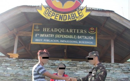 <p><strong>STARTING A NEW LIFE.</strong> The NPA couple, alias Koko and Kenny, who surrendered to the Army's 8th Infantry Battalion in the Bukidnon town of Impasug-ong. <em>(Photo courtesy of 8IB-4ID)</em></p>