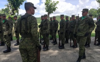 <p><strong>NO INTIMIDATION.</strong> Photo shows Army soldiers at Camp Peralta, Capiz. Capt. Cenon Pancito III, chief of the Army's 3ID Public Affairs Office, said on Thursday (July 11, 2019) that no soldier was involved in the alleged harassment against a member of a cause-oriented group on July 7 in Jaro, Iloilo City. <em>(File photo)</em></p>