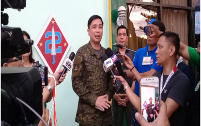<p><strong>NEW 2ID COMMANDER.</strong> Brig. Gen. Arnulfo Marcelo B. Burgos Jr. talks to the media following his installation as the 39th Commander of the Philippine Army’s 2nd Infantry "Jungle Fighter" Division (2ID) at the change of command ceremony in Camp Gen. Mateo Capinpin, Tanay, Rizal on Friday (July 12, 2019).  Burgos called for alliance-building among concerned government agencies and stakeholders to achieve genuine peace and sustain progress. <em>(PNA Photo by Saul E. Pa-a)</em></p>