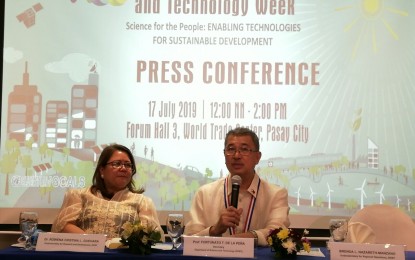 <p><strong>2019 SCIENCE AND TECHNOLOGY WEEK</strong>. <br />Department of Science and Technology (DOST) Secretary Fortunato dela Pena gives an overview of the 2019 National Science and Technology Week celebration at the World Trade Center on Wednesday (July 17, 2019). DOST said the celebration intends to harness the power of innovative technological ideas and concepts to help solve longstanding societal problems. Also in photo is DOST Undersecretary Rowena Cristina Guevara. (<em>PNA photo by Cristina Arayata</em>) </p>