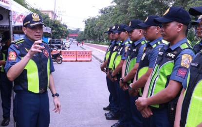 <p><strong>READY FOR SONA. </strong> National Capital Region Police Office (NCRPO)  director, Maj. Gen. Guillermo Eleazar gives instruction to police personnel who will be deployed to provide security for the fourth State of the Nation Address (SONA) of President Rodrigo Duterte on July 22. Eleazar said about 14,000 cops will maintain peace and order during SONA. <em>(Photo courtesy of NCRPO PIO)</em></p>