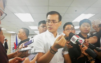 <p><strong>PCSO MESS.</strong> Manila Mayor Francisco “Isko Moreno” Domagoso (center) speaks before members of the media in Quezon City on Monday (July 29, 2019). He believes the Philippine Charity Sweepstakes Office (PCSO) needs to take a rest from operating. </p>