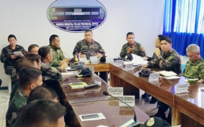 <p><strong>SECURITY MEETING.</strong> Brig. Gen. Debold Sinas, PRO-7 regional director, meets with Negros Oriental Provincial Police Office (NOPPO) officials, headed by provincial police director Col. Raul Tacaca, town police chiefs and other police unit heads on Sunday (July 28, 2019), to discuss the spate of shootings in the province. A total of 14 people were killed in separate shooting incidents in various parts of the province in just a span of seven days. <em>(Photo by Judy Flores Partlow)</em></p>