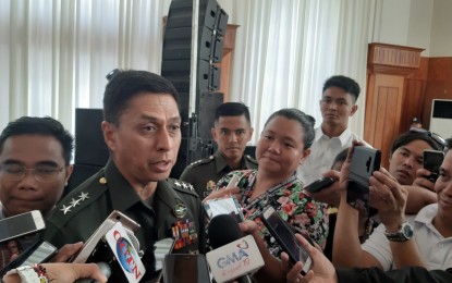 <p><strong>INSURGENCY PROBLEM.</strong> Central Command Commander Lt. Gen. Noel Clement answers media queries on the insurgency problem in Negros Oriental, on the sidelines of the 450th founding anniversary of the Province of Cebu in Cebu City on Tuesday (Aug. 6, 2019). Clement said the role of the local government units (LGUs) in ending insurgency problem in Negros Oriental is crucial. <em>(PNA photo by John Rey Saavedra)</em></p>