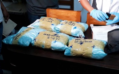 <p><strong>SHABU PACKS.</strong> The packs of illegal drugs recovered in Biri, Northern Samar on Saturday (August 10, 2019). The Philippine National Police said the packs contain shabu as confirmed through laboratory tests. (PNA photo by Roel Amazona)</p>