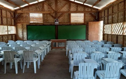 <p><strong>MAKESHIFT CLASSROOM.</strong> The makeshift classroom established by the Department of Education to respond to the needs of the 51 primary pupils in Sitio Gatungon, Barangay Tapak, Paquibato District. <em>(Photo courtesy of Davao City Information Office)</em></p>