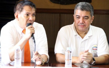 <p><strong>SEARCH FOR NEW TALENTS.</strong> Grandmaster Rogelio Antonio Jr. discusses the upcoming 2019 GM Rosendo Balinas Memorial Cup chess championship during the 37th “Usapang Sports” by the Tabloids Organizations in Philippine Sports (TOPS) at the National Press Club in Intramuros on Thursday (Aug. 29, 2019). Antonio said he is hoping to discover more talented chess players during the tournament set on Sept. 2-10, 2019. Also in photo is TOPS president Ed Andaya. <em>(TOPS Photo)</em></p>