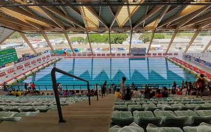 <p>Newly-finished New Clark City Aquatic Center in Capas Tarlac. <em>(PNA Photo by Jess Escaros)</em></p>