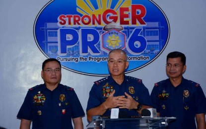 <p><strong>CLEAR YOURSELVES.</strong> Gen. Oscar Albayalde, chief of the Philippine National Police (PNP) (center), calls on police officers tagged in the illegal drugs trade to present themselves for adjudication. Policemen should clear themselves as it will be difficult for them to remain under monitoring for the rest of their careers, Albayalde said on Friday (September 6, 2019). <em>(Photo courtesy of PRO 6 PIO)</em></p>