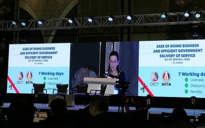 <p><strong>EASING EDSA TRAFFIC.</strong> Senator Grace Poe addresses forum participants at the BusinessWorld Industry 4.0 Summit in Taguig on Monday ( Sept. 9, 2019). She said once the NLEX-SLEX connector is complete, an increase in the number of trains servicing the MRT-3 is made, and more walkways in business districts are built, vehicular volume in Edsa will be effectively reduced. <em>(PNA photo by Raymond Carl Dela Cruz)</em></p>