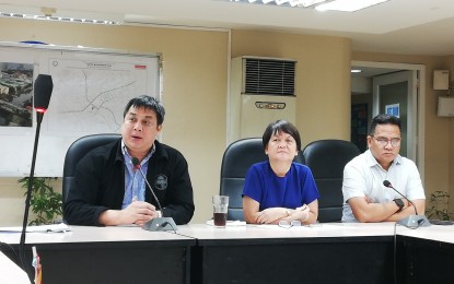 <p><strong>'POLICE POWERS'.</strong> MMDA general manager Arturo “Jojo” Garcia (left), Edsa Special Traffic and Transport Zone head Edison “Bong” Nebrija (right), and other MMDA officials hold a press conference on granting the MMDA police powers. Garcia says "police powers" meant legislative powers to strengthen their current policies. <em>(Photo by Raymond Carl dela Cruz)</em></p>