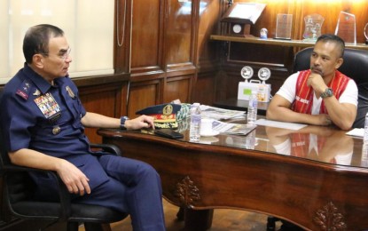 <p><strong>ALLIANCE VS. ILLEGAL</strong> DRUGS.  National Capital Region Police Office chief, Maj. Gen. Guillermo Eleazar (left) talks to Bureau of Corrections Director General Gerald Bantag about their alliance to end illegal drugs operations inside New Bilibid Prison (NBP) on Friday (Oct. 4, 2019).  Bantag allowed NCR’s ‘Quad-Intel Force’ to set up liaison office inside the NBP. <em>(Photo courtesy of NCRPO PIO)</em></p>
