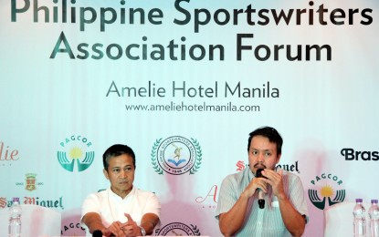 <p><strong>PSL-UNIGAMES TIE-UP.</strong> Philippine Super Liga (PSL) president Ian Laurel (right) talks about the league's partnership with the Philippine University Games (Unigames), during the Philippine Sportswriters Association (PSA) Forum at Amelie Hotel in Malate, Manila on Tuesday (Oct. 8, 2019). The PSL-organized Collegiate Grand Slam Cup will collaborate with 2019 Unigames to be held at the University of San Agustin in Iloilo City from Oct. 19 to 27. <em>(PNA photo by Jess M. Escaros Jr.)</em></p>