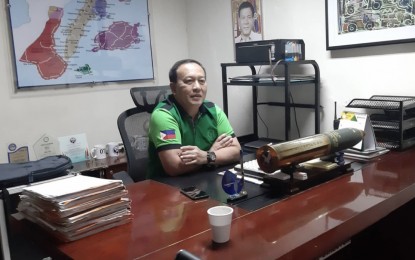 <p><strong>PUV MODERNIZATION.</strong> Land Transportation Franchising and Regulatory Board-Central Visayas Regional Director Eduardo Montealto Jr. bares an 80 percent completion of public utility vehicle modernization program consolidation effort for all the existing operators on Wednesday (Oct. 9, 2019). Montealto said the remaining 20 percent of the existing operators are in the process of completing their registration for the program. <em>(PNA photo by John Rey Saavedra)</em></p>