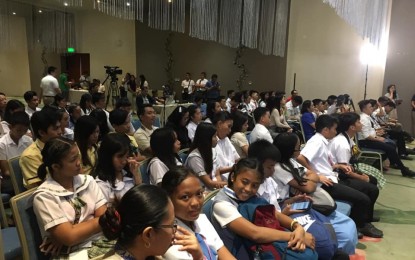 <p><strong>BAYBAYIN.</strong> Leyte students attend the lecture 'Surat: The Early Visayan Script' at the Oriental Hotel in Palo, Leyte as part of the 75th Leyte Gulf Landings opening activities on Thursday (Oct. 10, 2019). The discussion is centered on the early writing system in the Philippines prior to the arrival of the Spaniards. <em>(Photo courtesy of The Oriental Leyte)</em></p>