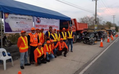 <p><strong>'LAKBAY ALALAY'</strong>. The Department of Public Works and Highways (DPWH) 3 (Central Luzon) activates its motorist assistance program dubbed as "Lakbay Alalay" on Thursday (Oct. 31, 2019). The program aims to provide prompt service to the public during their travel to cemeteries, memorial parks, and churches in and out of the region during All Saints' Day. <em>(Photo courtesy of DPWH-Region 3)</em></p>