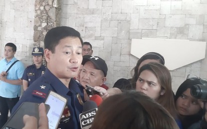 <p><strong>RELIEF.</strong> Police Regional Office (PRO-7) Director, Brigadier General Valeriano De Leon answers questions from reporters on the sidelines of the change of command ceremony for the Central Command, at Camp Lapulapu, Cebu City on Thursday (Oct. 31, 2019). De Leon said he ordered the relief of Cebu City Police Office Director Col. Gemma Vinluan following the order of President Rodrigo Duterte to transfer the investigation on the killing of Clarin, Misamis Occidental Mayor David Navarro to the National Bureau of Investigation. <em>(PNA photo by John Rey Saavedra)</em></p>