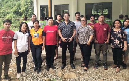 <p><strong>IMMERSION</strong>: Kauswagan Mayor Rommel Arnado is joined by officers and personnel of the provincial government of Camiguin during a two-day immersion and benchmarking at the Balay Silangan Community Rehabilitation Center in Lanao del Norte on Friday (Nov. 8, 2019). The group from Camiguin came to Kauswagan to learn about the best practices of the municipality on its drug rehabilitation program.</p>