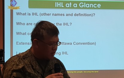 <p><strong>MORE IHL RAPS VS. REBELS.</strong> Silhouette of Brigadier General Edgardo de Leon, commander of the Army's 403rd Infantry Brigade based in Bukidnon province, who gives a briefing on International Humanitarian Law to members of the local media in Cagayan de Oro City on Monday (Nov. 11, 2019). The event is part of the Army's regional media orientation on the propaganda of the Communist Party of the Philippines-New People’s Army, in coordination with the Philippine Information Agency. <em>(PNA photo by Nef Luczon)</em></p>
