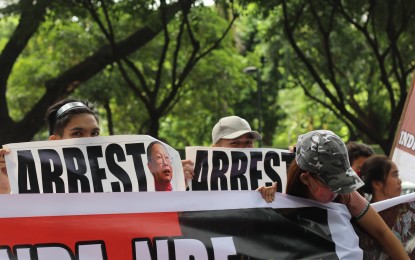 <p><strong>'WE WILL KEEP PUSHING'.</strong> Since they first staged a protest in April 2019, anti-communist group Liga Filipinas Independencia says it is yet to receive a response from the Dutch Embassy regarding their call to bring back CPP founder Joma Sison to the Philippines. They said they rallied in front of the embassy at least 11 times and plans to conduct bigger ones until the latter takes action. <em>(PNA photo by Christine Cudis)</em></p>