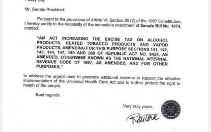 <p>President Rodrigo Duterte certifies as urgent Senate Bill No 1074 imposing higher taxes on alcohol products and electronic cigarettes. <em>(Image from Office of Senate President Vicente Sotto III)</em></p>