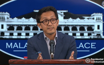 <p><strong>‘BUILD, BUILD, BUILD’.</strong> Presidential Adviser for Flagship Programs and Projects Vivencio Dizon tackles the government’s flagship infrastructure projects during the weekly Palace economic briefing at the New Executive Building in Malacañang on Wednesday (Nov. 13, 2019). Dizon said around 38 of the 100 infra projects under the “Build, Build, Build” program are targeted to be completed by 2022. <em>(Screenshot from RTVM)</em></p>