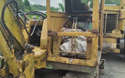 <p><strong>TORCHED.</strong> The New People's Army partially burned three heavy equipment in Brgy. Luyang, Sibalom on Friday (Nov. 15, 2019). Antique Provincial Police Office deputy director Norby Escobar urged other contractors to coordinate with the police so they can patrol and secure equipment in project sites. <em>(Photo courtesy of Sibalom MPS)</em></p>
