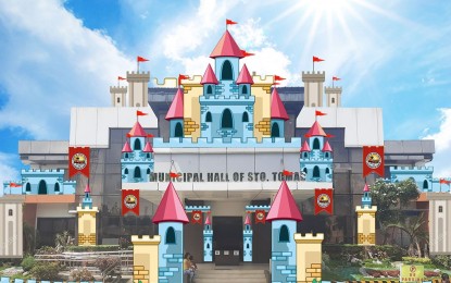 <p><strong>‘DISNEYLAND’.</strong> Artist's rendition of the Disneyland-themed facade of the municipality of Sto. Tomas, Davao del Norte. The Christmas village will run from December 6 to 31, 2019, which will serve as an added attraction for residents and visitors, in time for the yuletide season.<em> (Photo courtesy of Sto. Tomas MIO</em></p>
