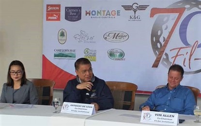<p><strong>READY TO FIRE</strong>. The Baguio Country Club and Camp John Hay golf courses are ready to accommodate close to 1,400 golfers from the Asia Pacific rim for the 70th Fil-Am Invitational Golf Tournament on December 1 to 18, said co-chairmen Anthony de Leon (middle with mike) and Tim Allen. Also in photo is Roanne Galicia (left), the tournament technical committee head. <em>(PNA photo by Pigeon Lobien)</em></p>