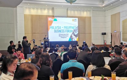 <p><strong>BUSINESS FORUM.</strong> The Malaysia External Trade Development Corporation holds a business forum in Davao City, on Wednesday (Nov. 20, 2019). Malaysia is looking at Mindanao as it explores business prospects in the areas of food and beverages, cosmetic products, ICT services, construction and building materials, and logistics. <em>(PNA photo by Digna Banzon)</em></p>