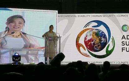 <p><strong>SUSTAINABLE FUTURE.</strong> Antique Representative Loren Legarda says daily adaptation measures on environmental protection such as recycling and waste segregation can help sustain environmental stability, during the 12th Annual Global Warming and Climate Change Consciousness Week in Pasay City on Nov. 19, 2019. She said the government must help communities become more resilient in confronting climate change issues. <em>(Photo by Lade Kabagani/PNA)</em></p>