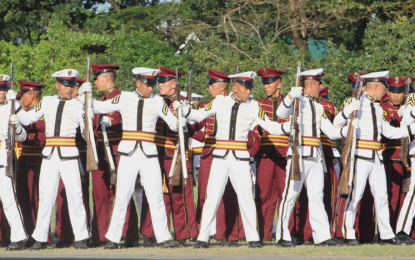 <p><strong>PRESIDENTIAL TOURNEY.</strong> The Philippine National Police Academy Silent Drill Company performs a routine exercise at Camp Emilio Aguinaldo in Quezon City on Dec. 19, 2018. The Department of National Defense and the Presidential Security Group will hold the 1st Presidential Silent Drill Competition on Dec. 5, 2019, to be participated in by seven major service academies. <em>(PNA file photo by Joey O. Razon)</em></p>