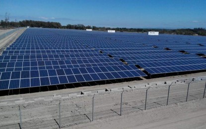 <p><strong>SOLAR ENERGY</strong>. Photo shows the 20-megawatt solar energy farm in Currimao, Ilocos Norte seated on a 24-hectare forestland. If plans push through, this will expand to an additional 72-megawatt solar project located in Barangay Paguludan-Salindeg, Currimao, Ilocos Norte. (<em>PNA photo by Leilanie G. Adriano</em>) </p>