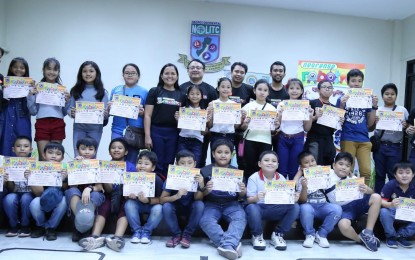 <p><strong>ROBOTICS TRAINEES.</strong> A total of 24 pupils and one teacher from Silay South Elementary School in Silay City attended the “Robotics for Kids” training at the Negros Occidental Language and Information Technology Center on Sunday (Nov. 24, 2019). The activity is part of the Negrense Robotics and Intelligence Machines Program launched on November 19. <em>(Photo courtesy of Negros Occidental Language and Information Center)</em></p>