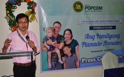 <p><strong>TEENAGE PREGNANCY.</strong> Jeremias Gupit, Commission on Population regional director for Northern Mindanao, calls on parents to pay attention to their children to prevent more incidences of teenage pregnancies in the region. During a press conference on Tuesday in Cagayan de Oro, Gupit cited a 2015 study that found Region 10 as having one of the highest teenage pregnancy rates in the country. <em>(PNA photo by Jigger J. Jerusalem)</em></p>