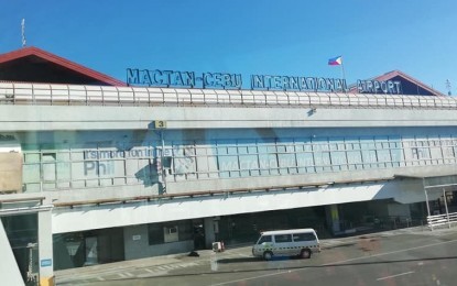 <p><strong>CANCELED FLIGHTS.</strong> The Mactan-Cebu International Airport, through its private management, GMR Megawide-Cebu Airport Corporation, advises the cancellation of flights to Legazpi in Albay, Tacloban in Leyte, and Siargao in Surigao del Norte due to inclement weather brought by the approaching Typhoon "Tisoy" (Kammuri) on Monday (Dec. 2, 2019). GMR Megawide Cebu Airport Corporation communications officer Avigael Ratcliffe said the 16 flights affected by the typhoon were bound for and originated from Legaspi, Tacloban, and Siargao. <em>(PNA file photo by Loretta Paje)</em></p>