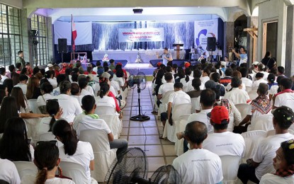 <p><strong>CULMINATION.</strong> Some 200 leaders and members of groups representing the Christian, Muslim, and Indigenous Peoples communities join in the culmination activity of the Mindanao Week of Peace celebration at the Bishop’s House in Butuan City on Wednesday (Dec. 4, 2019). The participants issued a call for unity to attain genuine peace in the region.<em> (PNA photo by Alexander Lopez)</em></p>