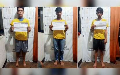<p><strong>ARRESTED.</strong> The National Capital Region Police Office announces the arrest of three students in a buy-bust operation in Taguig City, during the presentation on Friday (Dec. 6, 2019). Recovered from the students were dried leaves suspected to be marijuana weighing around 100 grams with an estimated street value of PHP12,000. <em>(Photo courtesy of NCRPO)</em></p>