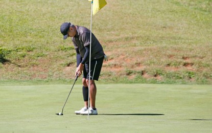 <p><strong>STEADY</strong>. Chino Raymundo is one of the steadier player of Luisita Golf and Country Club in the ongoing Fil-Am golf invitational tournament in Baguio City on Monday (Dec. 9, 2019). Luisita won the premiere Seniors Fil Championship title by a blow-out. <em>(Photo courtesy of Fil-Am Photo)</em></p>