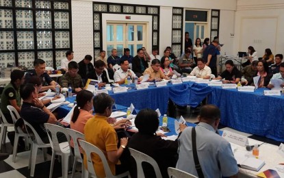 <p><strong>PEACE COUNCIL MEETING.</strong> The Regional Peace and Order Council (RPOC) in Western Visayas gather for a meeting at Casa Real de Iloilo on Thursday (Dec. 12, 2019). It was the council's first meeting attended by Environment Secretary Roy Cimatu as the Cabinet Officer for Regional Development and Security. <em>(Photo courtesy of DENR Western Visayas)</em></p>