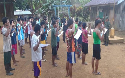 <p><strong>BACK INTO THE FOLD.</strong> A total of 123 former members of the New People’s Army in Surigao del Sur province have surrendered to the government during the third and fourth quarter of 2019, the Philippine Army says on Friday (Dec. 20, 2019). The former rebels are now being enrolled in the government's Enhanced Comprehensive Local Integration Program. <em>(Photo courtesy of the Army's 36th Infantry Battalion)</em></p>