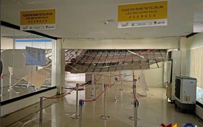 <p><strong>AIRPORT DAMAGE.</strong> Typhoon 'Ursula' (Phanfone) damages the ceiling of the Kalibo International Airport in Aklan province on Wednesday (Dec. 25, 2019). The Civil Aviation Authority of the Philippines said domestic flights resumed on Thursday at 5 p.m. <em>(Photo courtesy of Kalibo International Airport)</em></p>