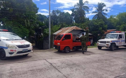 <p><strong>INTERCEPTED.</strong> Police personnel flag down a vehicle of two suspected drug peddlers from Digos City along the national highway in Pigcawayan, North Cotabato on Sunday (Dec. 29, 2019). Seized from the suspects were some PHP1.3-million worth of suspected shabu, a .38-caliber pistol, and drug paraphernalia.<em> (Photo courtesy of Pigcawayan MPS)</em></p>