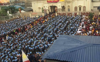 <p><strong>CANCELED ANEW.</strong> Cops prepare for the Black Nazarene procession prior to the Jan. 9, 2020 event. The event known as<em> traslacion</em> (transfer) that coincides with the Quiapo feast day is canceled for the second straight year in 2022 due to the Covid-19 pandemic. <em>(File photo)</em></p>