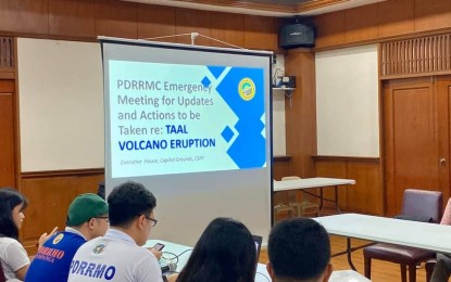 <p><strong>EMERGENCY MEETING</strong>. The Pampanga Provincial Disaster Risk Reduction and Management Council holds an emergency meeting at the provincial capitol on Monday (Jan. 13, 2020) for updates and actions to be taken following the eruption of Taal volcano in Batangas province. The provincial government will send Monday night medical teams, social workers, rescue and search personnel as well as equipment and food packs to help the affected residents. <em>(Photo courtesy of the provincial government of Pampanga)</em></p>