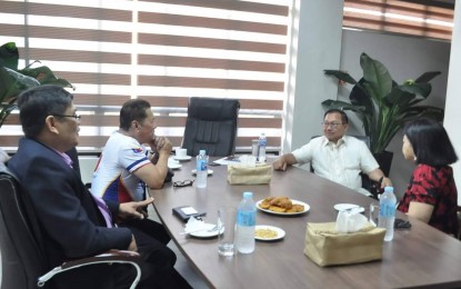 <p style="text-align: left;"><strong>MINDANAO PRODUCTS</strong>. Mindanao Development Authority (MinDA)chair Emmanuel Piñol (2nd from right), meets with the representatives of Davao Association USA (DAUSA), and Filipino-American Communities of Los Angeles (FACLA), to discuss potential marketing of Mindanao agri-products to Los Angeles, California, using the concept of "bayanihan" marketing where Filipino households will pre-order organic products to be produced by Mindanao farmers. Also in the photo are DAUSA and FACLA President Fernandico Gonong Jr. (extreme left), and colleagues Arnold Tesoro, and Jane Tesoro. (<em>Photo courtesy of MinDA</em>) </p>