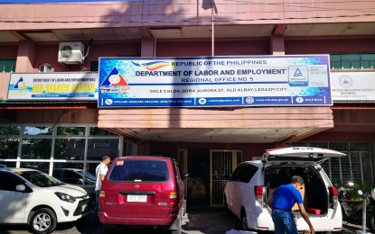 <p>Department of Labor and Employment regional office in Bicol <em>(File photo)</em></p>