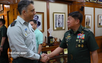 <p><strong>BOOSTING ANTI-TERROR COOPERATION.</strong> Col. Shimon Edri, Israeli defense attaché to the Philippines, and Army commander, Lt. Gen. Gilbert Gapay exchange pleasantries during the former’s visit to the Philippine Army headquarters on Wednesday (Jan. 22, 2020). Edri and Gapay discussed future plans on exchange trainings between the two armies to strengthen their capabilities.</p>