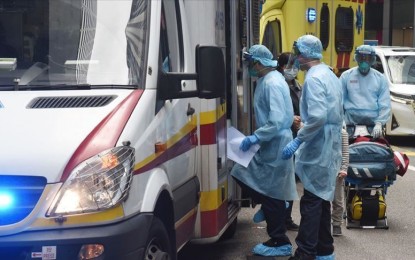 <p><strong>CURBING CORONAVIRUS.</strong> Chinese health workers take measure to contain the spread of the 2019 novel coronavirus. China's National Health Commission said it has recorded 830 confirmed cases nationwide since the outbreak of the virus was first reported to the World Health Organization (WHO) by Chinese officials on Dec. 31, 2019 in China's central city of Wuhan. <em>(Anadolu photo)</em></p>