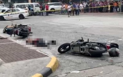 <p><strong>MARIKINA SHOOTOUT.</strong> The body of Army Staff Sgt. Marvin Balucas at the scene of the shootout in Marikina City on Friday (Jan. 24, 2020). Two policemen were wounded in the shootout.<em> (Photo courtesy of Eastern Police District)</em></p>